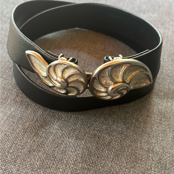 Paquette black leather conch belt size small - Picture 4 of 8